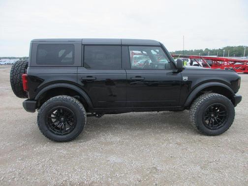 Shadow Black 2026 Ford Bronco Big Bend