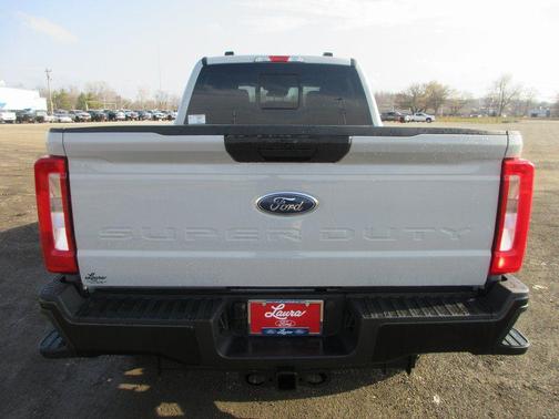 Avalanche 2026 Ford F-250 XL
