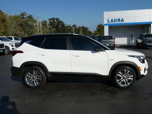 2021 Kia Seltos S
