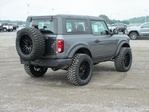 2025 Ford Bronco Base