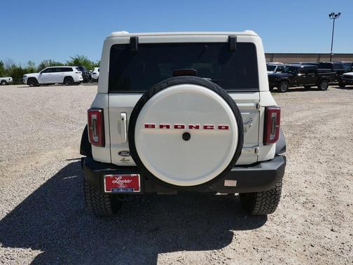 Wimbledon White 2026 Ford Bronco Outer Banks