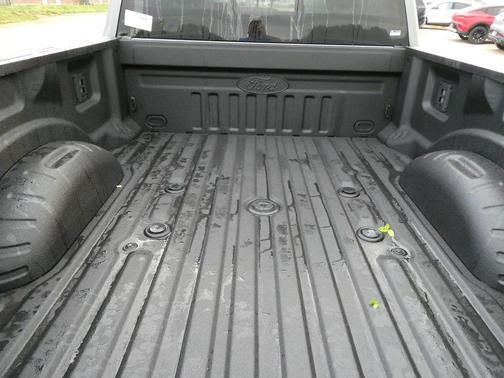 Carbonized Gray Metallic 2026 Ford F-350 Lariat Super Duty