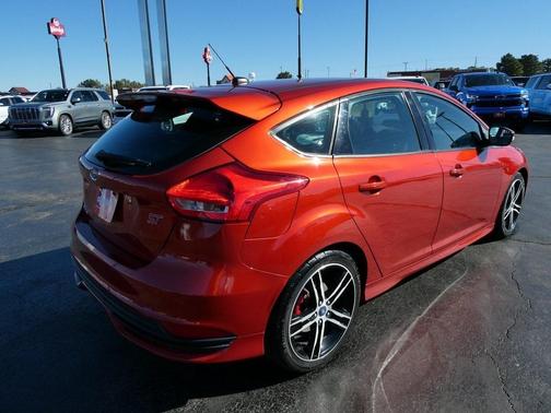 2018 Ford Focus ST Base