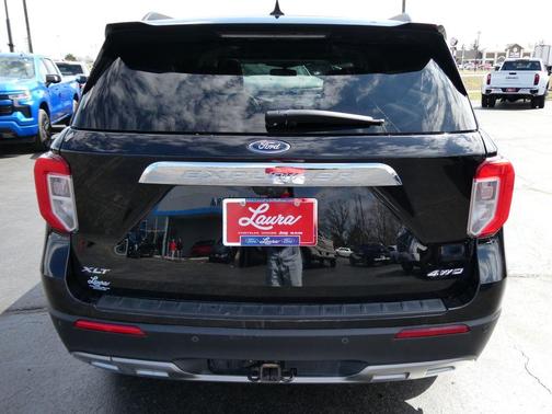 Agate Black Metallic 2023 Ford Explorer XLT