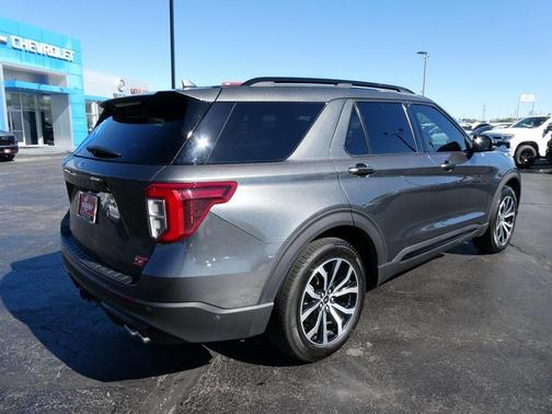 2020 Ford Explorer ST