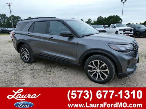 Carbonized Gray Metallic 2026 Ford Explorer ST-Line