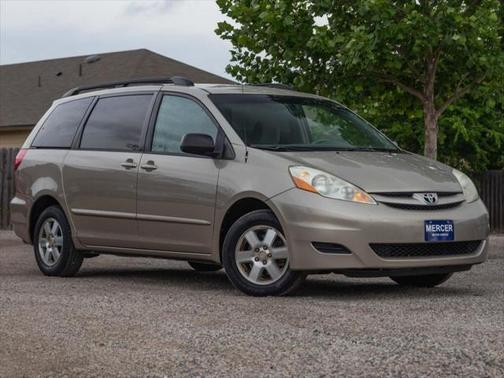2009 Toyota Sienna LE