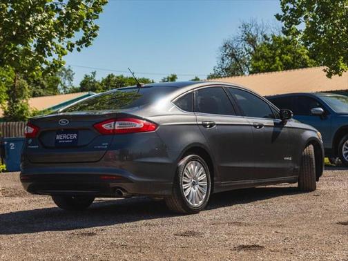 2015 Ford Fusion Hybrid SE