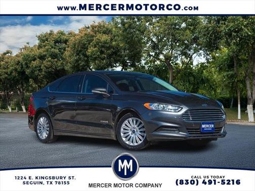2015 Ford Fusion Hybrid SE