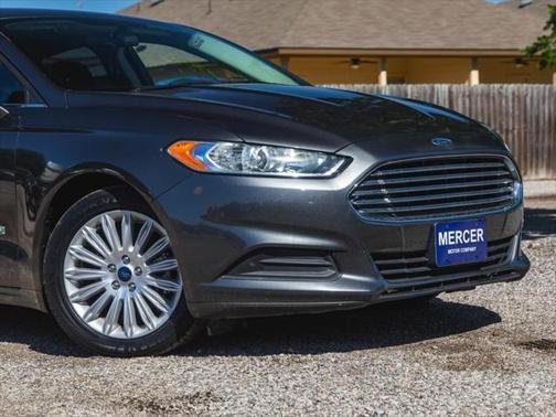 2015 Ford Fusion Hybrid SE
