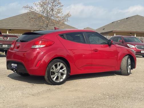 2016 Hyundai Veloster Base