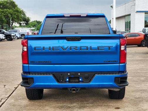 2022 Chevrolet Silverado 1500 Custom