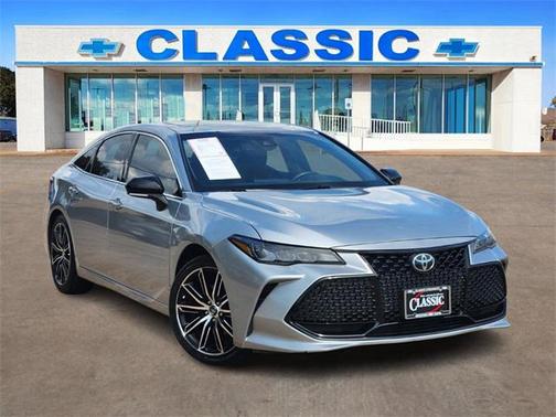 2019 Toyota Avalon XLE