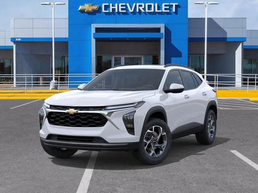Summit White 2026 Chevrolet Trax LT