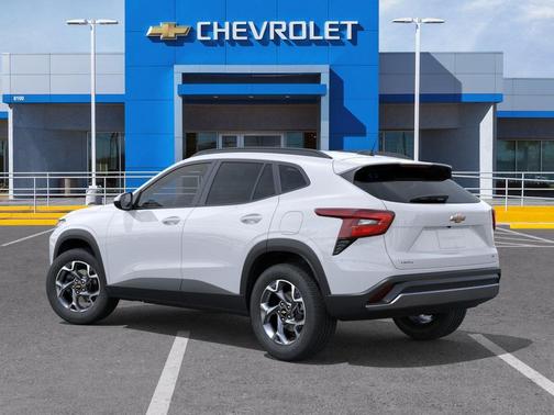 Summit White 2026 Chevrolet Trax LT