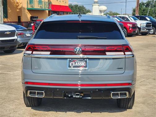 2025 Volkswagen Atlas Cross Sport 2.0T SEL Premium