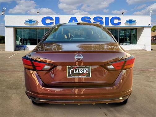 2023 Nissan Altima 2.5 SV