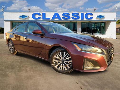 2023 Nissan Altima 2.5 SV