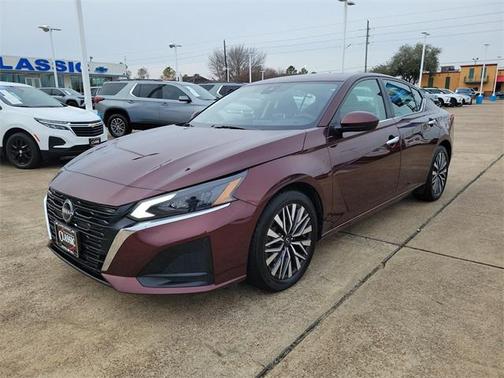 2023 Nissan Altima 2.5 SV