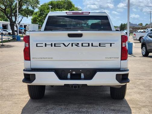 2024 Chevrolet Silverado 1500 Custom