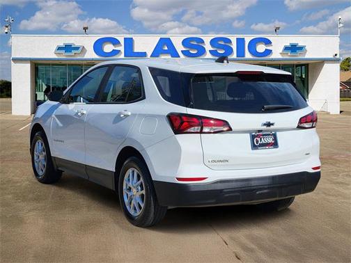 2022 Chevrolet Equinox LS