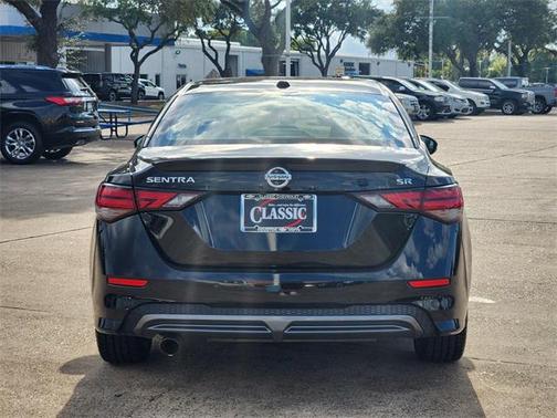 2022 Nissan Sentra SR