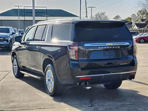 2023 Chevrolet Suburban Premier
