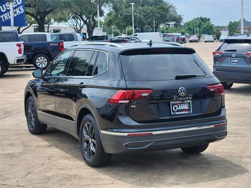 2024 Volkswagen Tiguan 2.0T SE