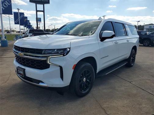 2023 Chevrolet Suburban LS