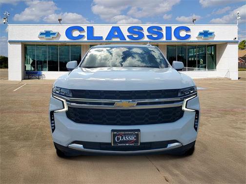 2023 Chevrolet Suburban LS