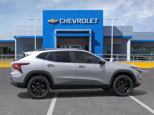 Sterling Gray Metallic 2026 Chevrolet Trax FWD ACTIV