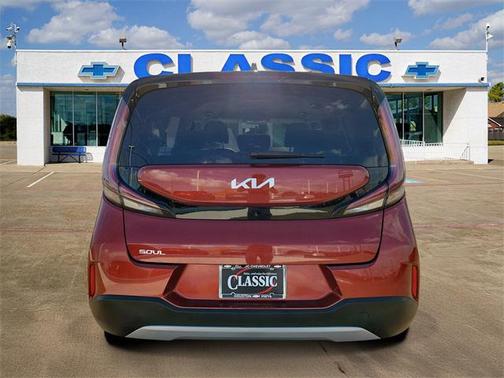 2024 Kia Soul LX