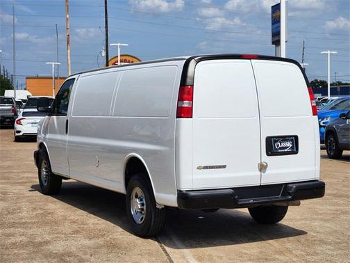 2022 Chevrolet Express 2500 RWD 2500 Extended Wheelbase WT
