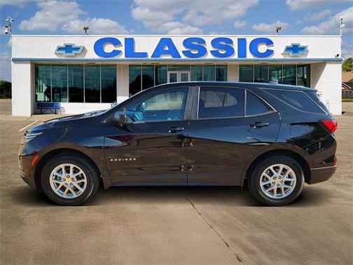 2023 Chevrolet Equinox LS