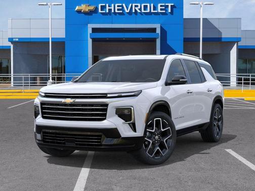 Polar White Tricoat 2026 Chevrolet Traverse High Country