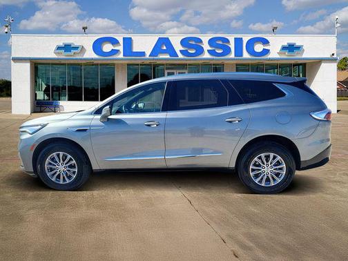 2023 Buick Enclave Essence FWD