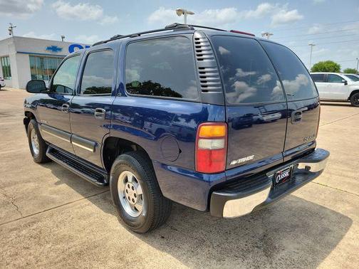 Indigo Blue Metallic 2002 Chevrolet Tahoe LS