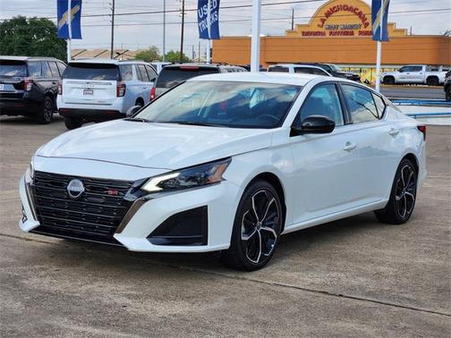 2024 Nissan Altima SR FWD