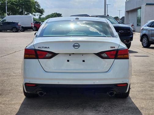 2024 Nissan Altima SR FWD