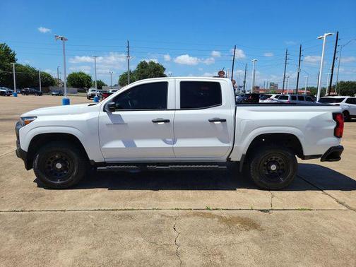 Summit White 2024 Chevrolet Colorado WT