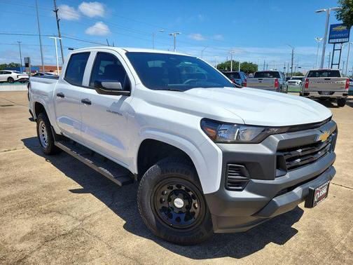 Summit White 2024 Chevrolet Colorado WT