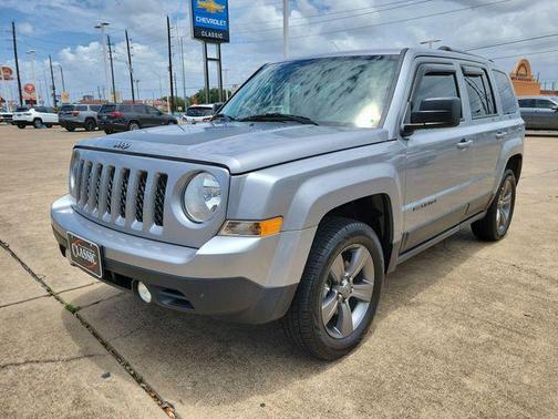 Billet Silver Metallic Clearcoat 2017 Jeep Patriot Sport