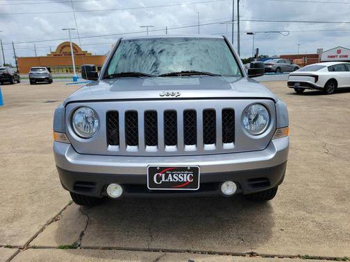 Billet Silver Metallic Clearcoat 2017 Jeep Patriot Sport