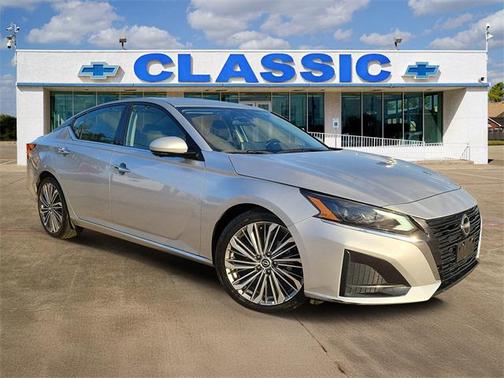 2023 Nissan Altima 2.5 SL