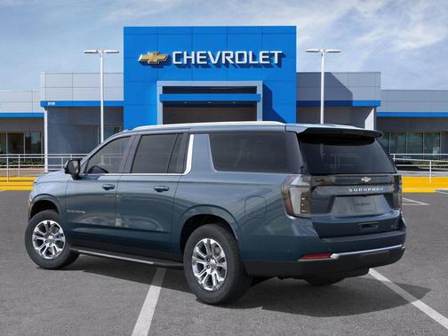 2026 Chevrolet Suburban LT