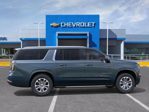 2026 Chevrolet Suburban LT