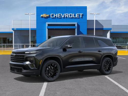 Mosaic Black Metallic 2026 Chevrolet Traverse LT