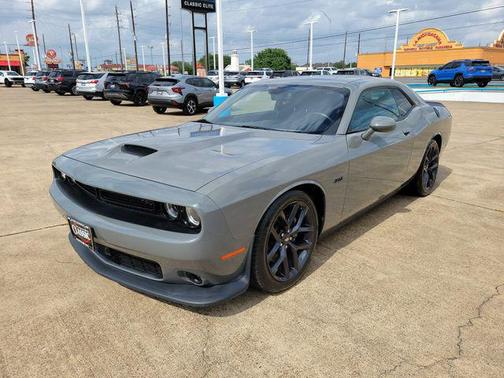 Destroyer Gray Clearcoat 2023 Dodge Challenger R/T