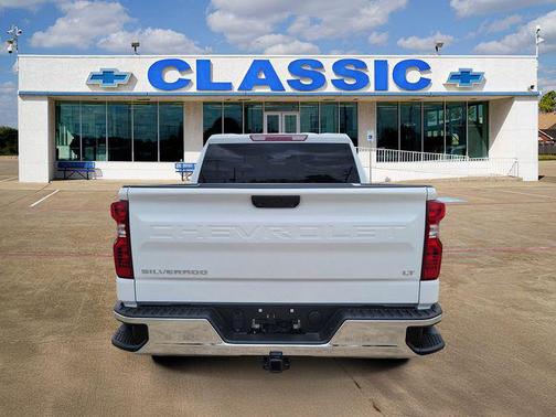 Summit White 2025 Chevrolet Silverado 1500 LT