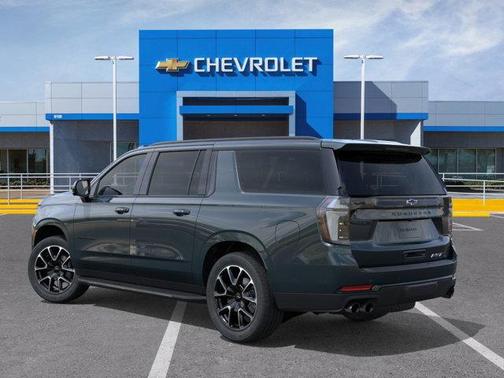 2025 Chevrolet Suburban RST